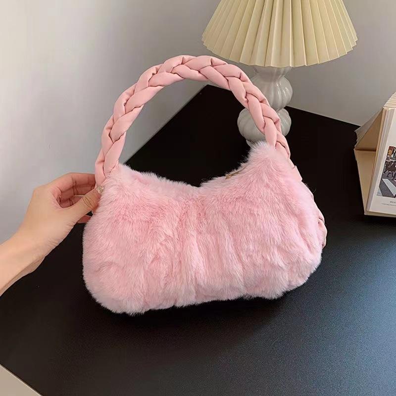 Осенне-зимняя новая плетеная плюшевая сумка подмышкой — фото 3