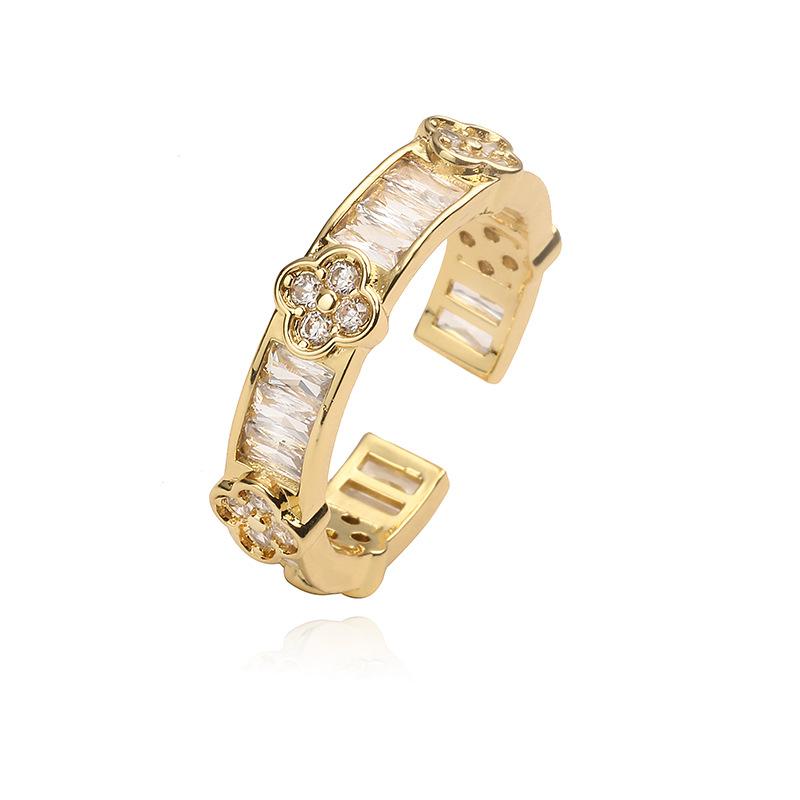 Elegant Four-leaf Clover Ring - Open Petal Design for Women