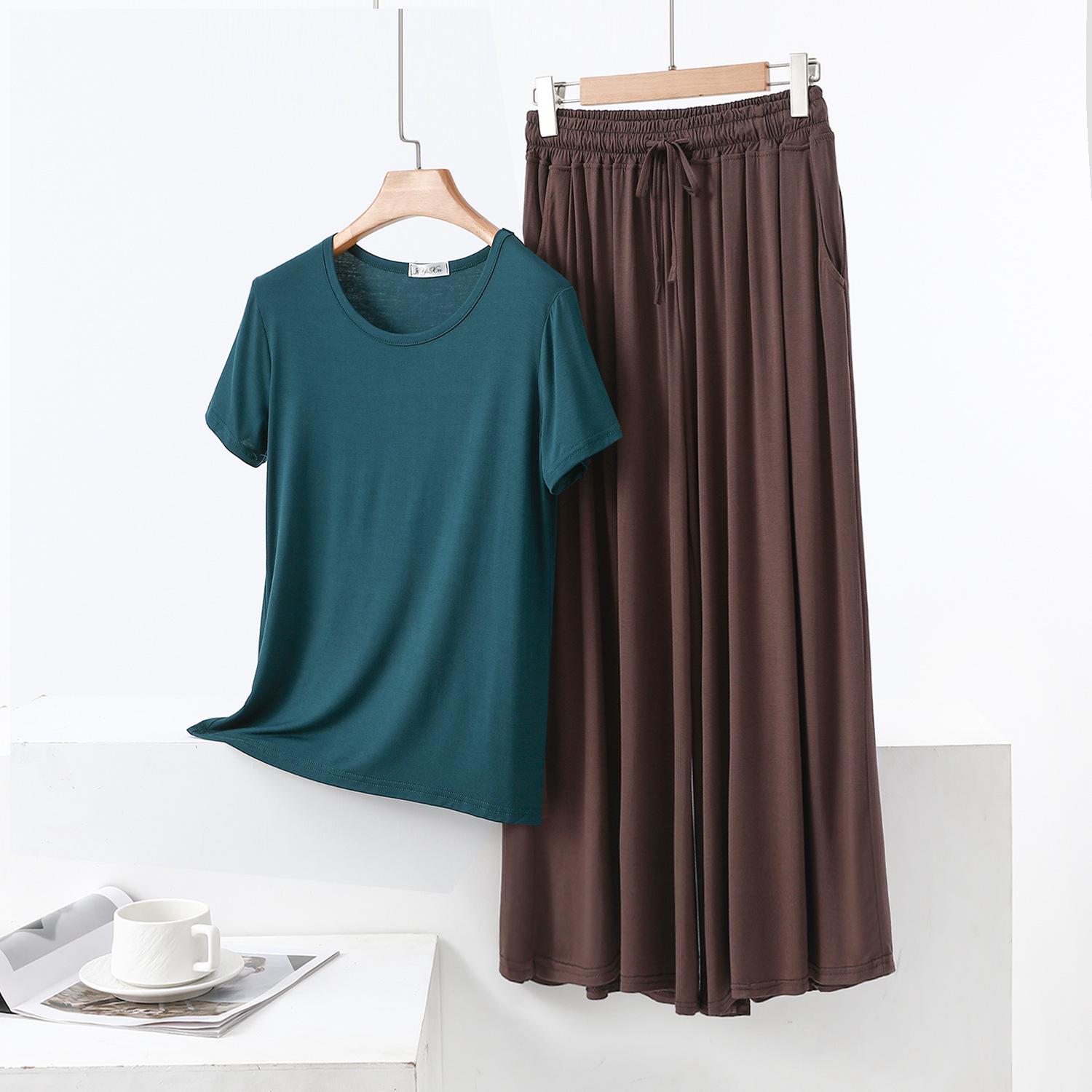 

Хлопковый комплект из двух предметов с цветными блоками и круглым вырезом: Топ с коротким рукавом и брюки с широкими штанинами на кулиске Extra Large