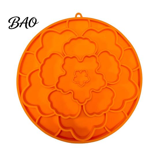 Slow Feeder for Wet And Dry Food Pet Mat, Soft Silicone Dog Lick Prevents Choking, Dish Dogs Cats Kibbles Thick Treat Multi-grid Mat