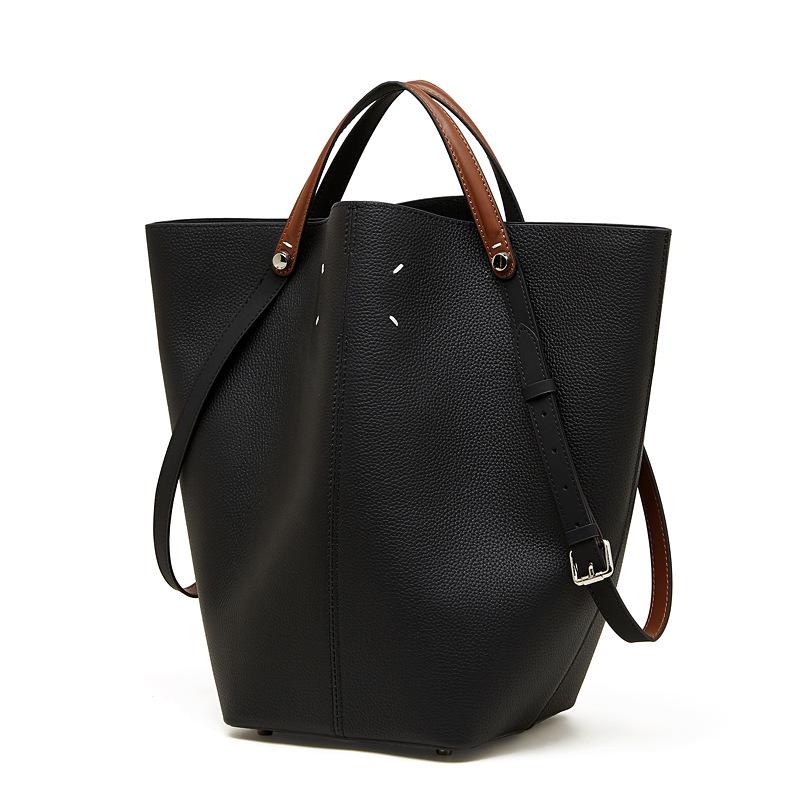 Women's Genuine Leather Tote - Large Capacity, High-End Niche Shoulder Handbag