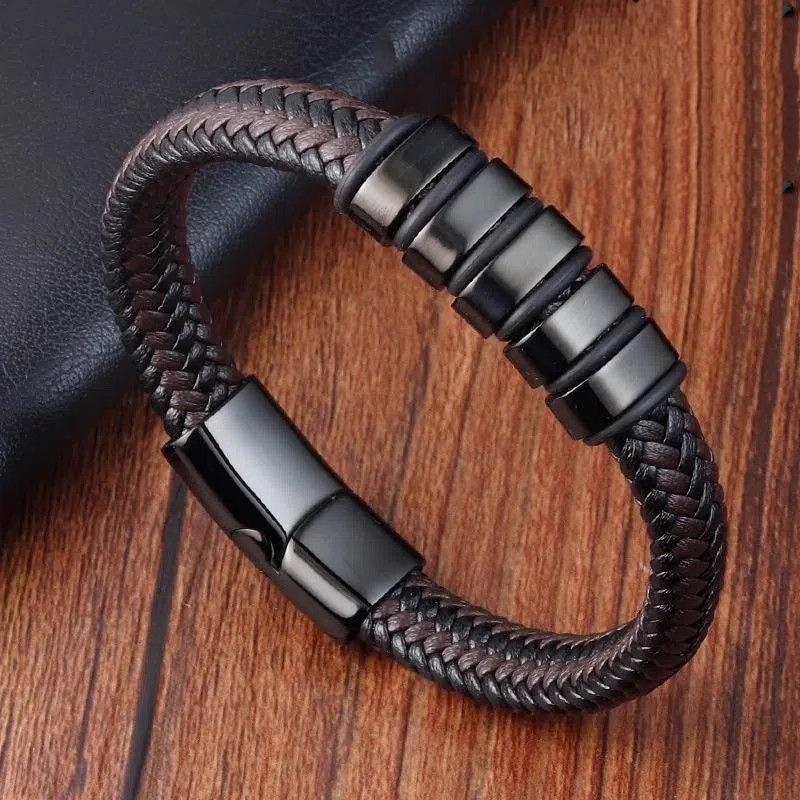 Minimalistisches Design Metall-Strang-Charme Armreif für Herren Magnetischer Verschluss Armband Zubehör Geflochtenes Lederarmband