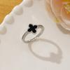 Four-Leaf Clover Ring Unique Shell-Shaped Band Lightly Luxurious and Fashionable Ring