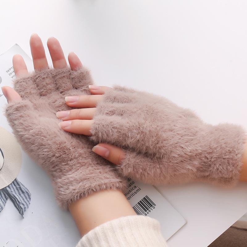 Women's Cute Fingerless Plush Gloves – Warm Nylon Mink Velvet for Autumn and Winter
