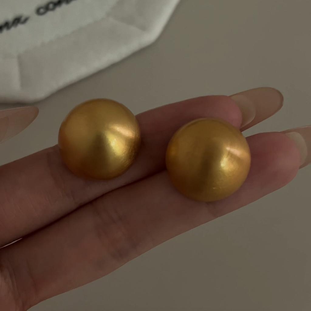 Brushed Ball Earrings Women's High-end Matte Niche Design Light Luxury Temperament Ball Ear Buckle Texture Retro Stud Earrings