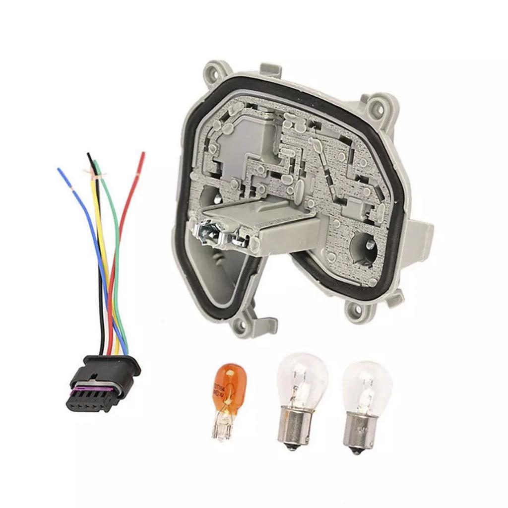Rear Left Tail Lamp Bracket & Plug Bulb 68270892AA For Jeep Renegade 2015-2023