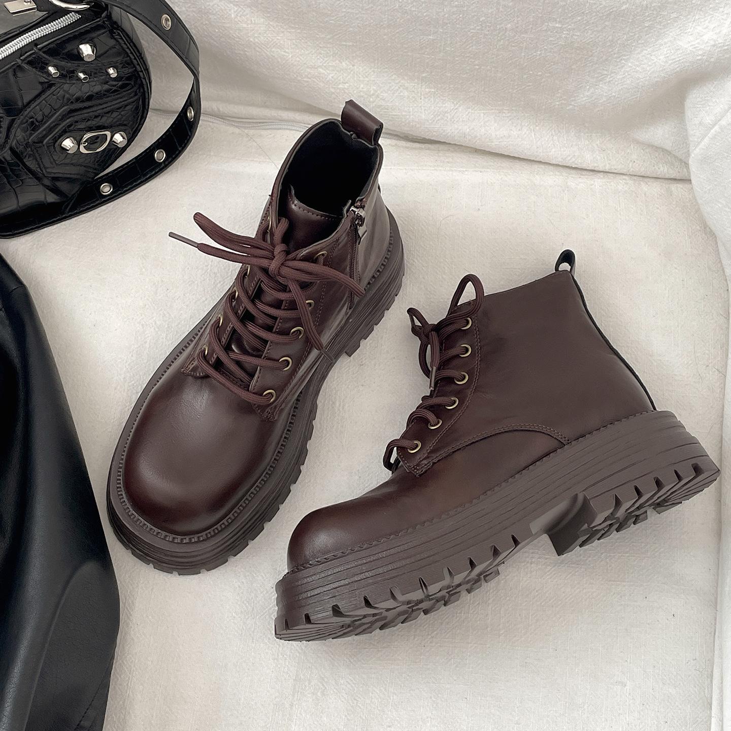 

Черные ретро британские универсальные ботинки Мартин на толстой подошве женские лето 2025 новые завышенные короткие ботинки Maillard на мягкой подошве 39 коричневый