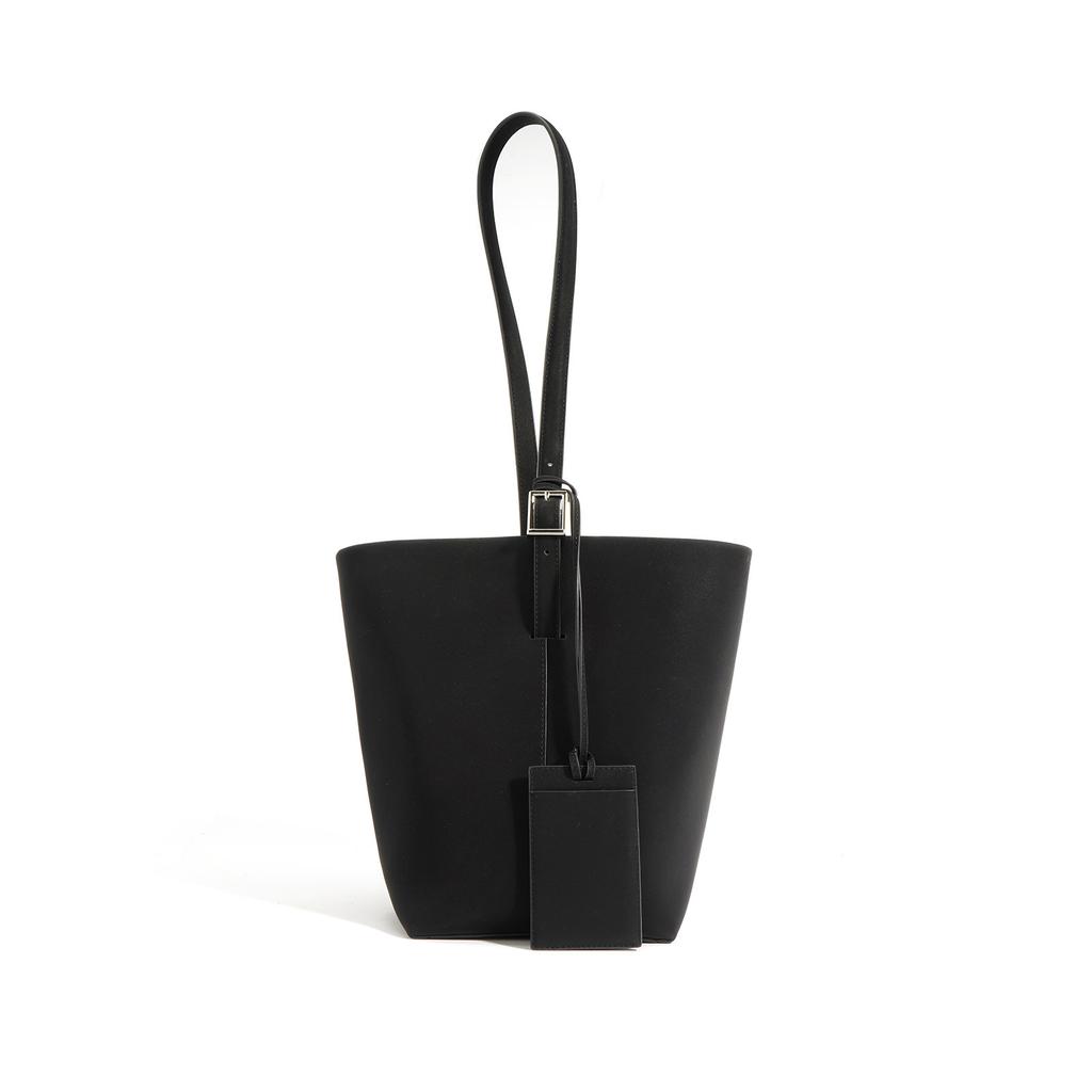 Niche Soft Cowhide Commuter Bucket Bag Women's New Large-capacity Shoulder Messenger Handbag