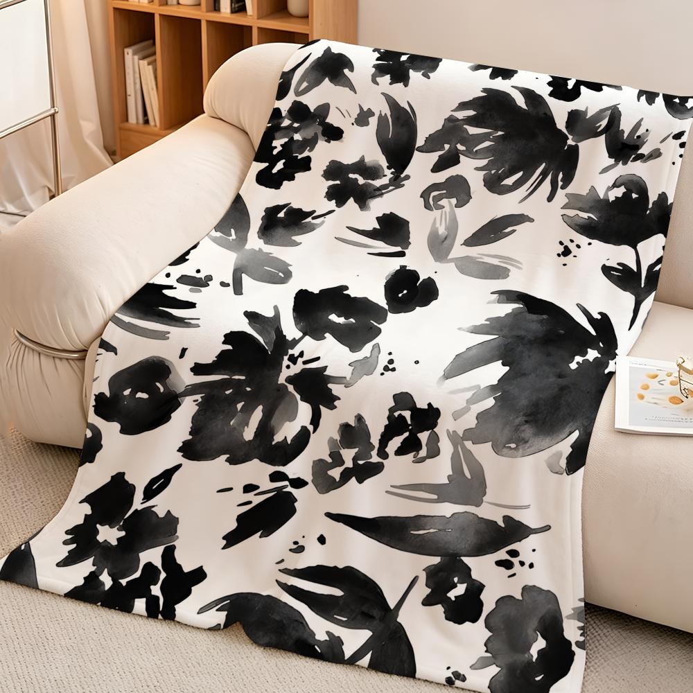 Art B-Black a-and W-White Floral Throw High-Density Short Plush Blanket Soft Skin-Friendly for Sofa Nap Air-Conditioned Room