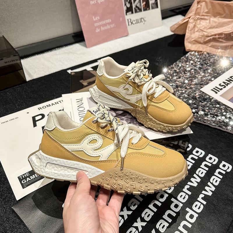 

Розовые платформенные спортивные туфли Forrest Gump для моральной подготовки женщин, весна-лето 2025, новые нишевые туфли-хлебцы, спортивные маленькие белые туфли 35 жёлтый