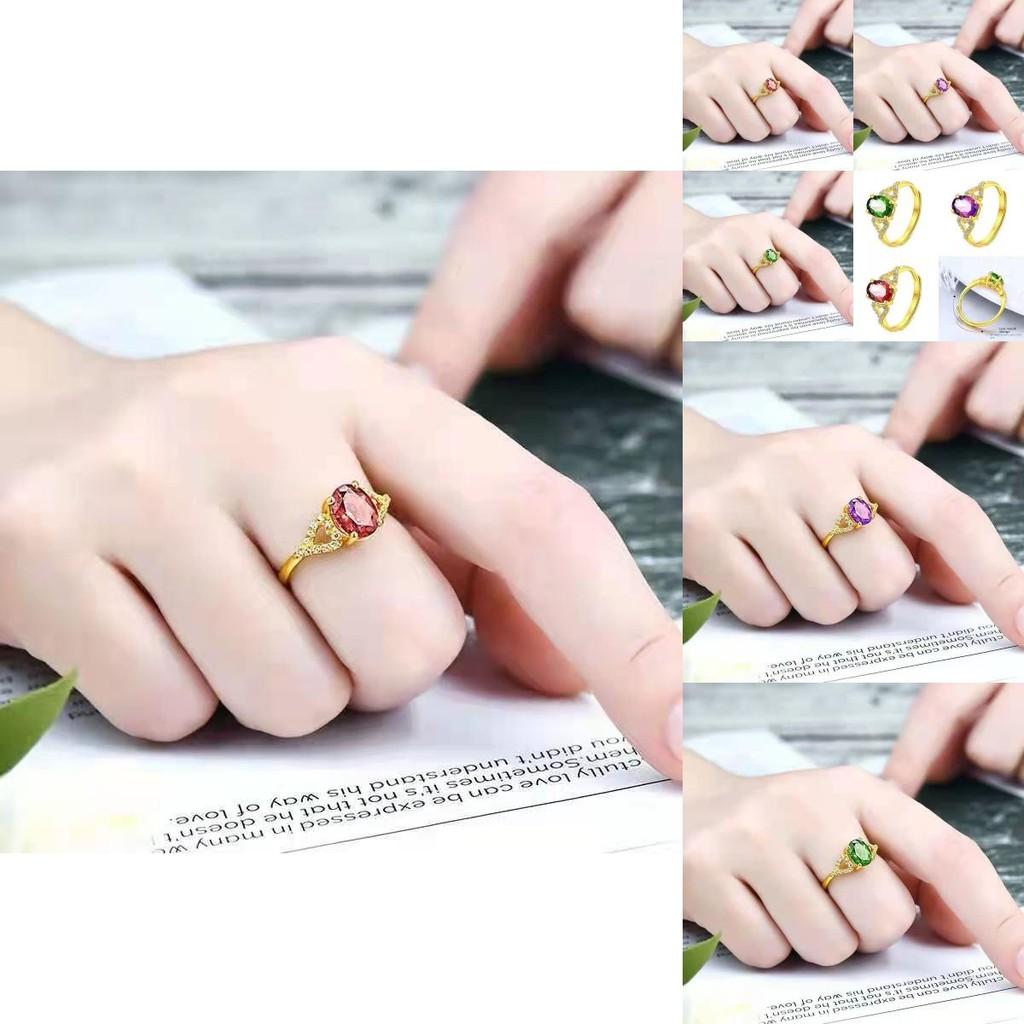 Wykwintny pierścionek pozłacany z olśniewającymi sztucznymi kamieniami szlachetnymi na prezent