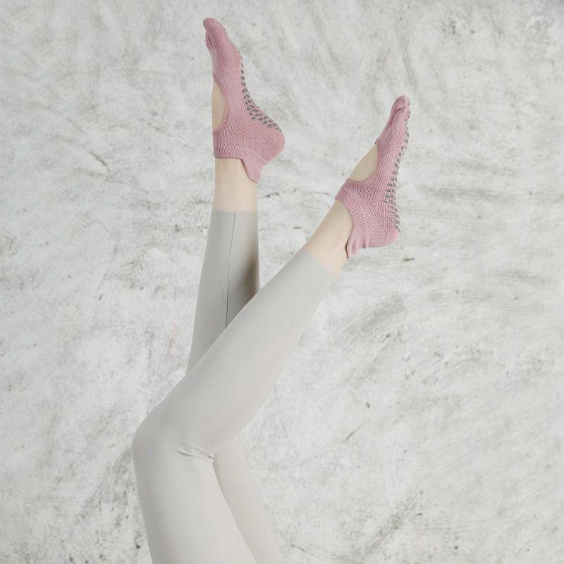 

Summer Thin Five-Finger Yoga Socks Non Slip Professional Female Pilates Socks Special Fitness Split Toe Sports Training Non Slip grip/1 pair of five-finger Open Back pink