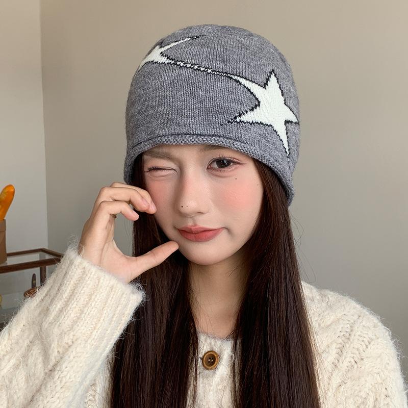 Face showing Little Star Woolen Knitted Hat for Women in Autumn and Winter Warm Ear Protection Headband Hat with Big Head Circumference for Cold