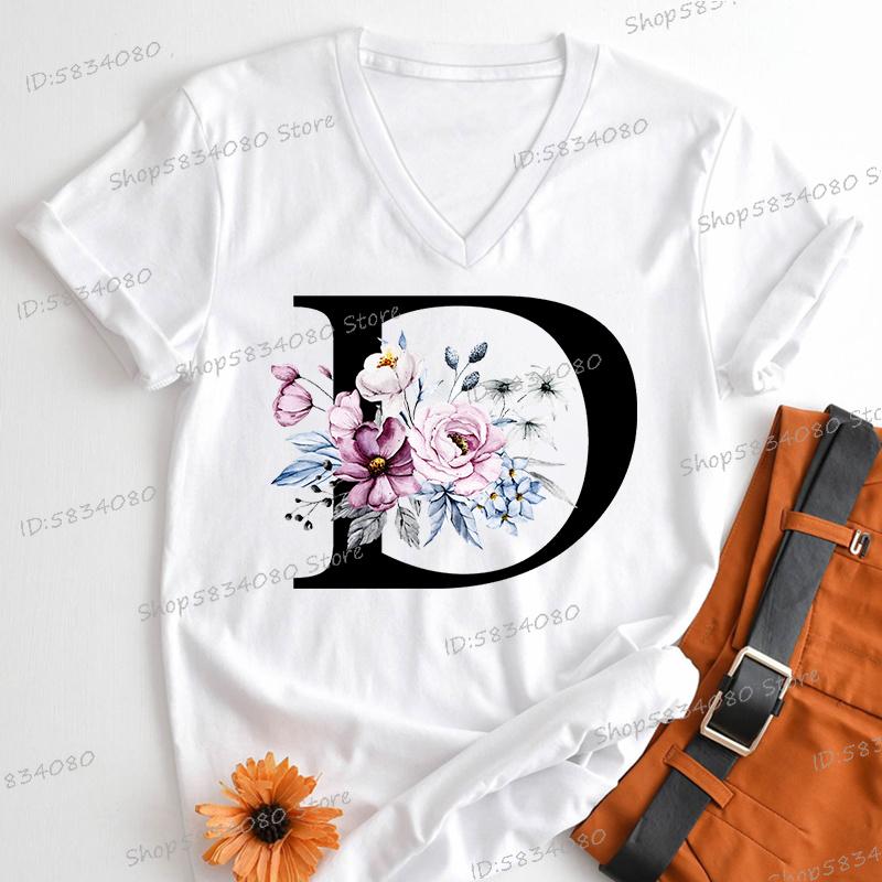 Vintage Flower Alphabet Womens Clothing Letter M Floral Monogram Graphic T Shirts Women AZ 26 Alphabet Gift Shirt for Women