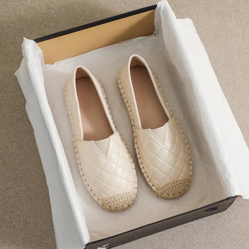 Fashion Spring Summer Fashion Flats Women Loafers Soft Comfortable Slip-on Shoes Flat Woman Casual White Shoes Plus Size 42 A45900
