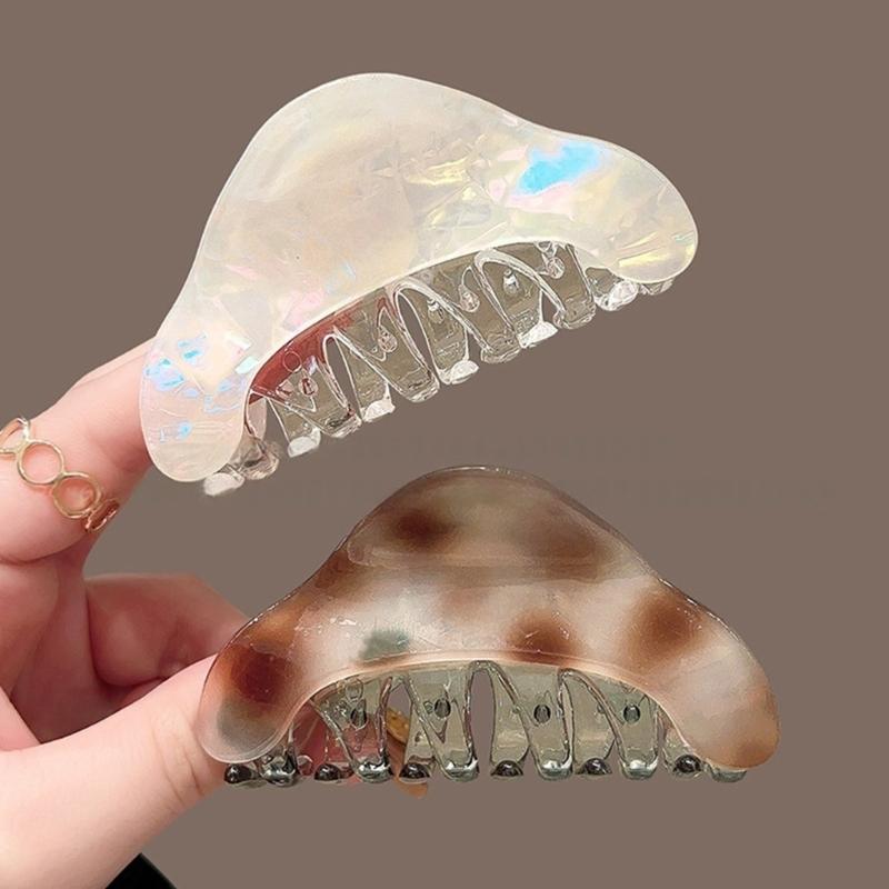 Elegant Amber Triangular Hair Claw Clip with Shimmering Color Elegant Hair Styling Accessories For Women Updos Buns