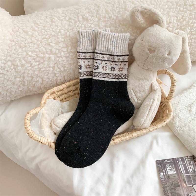 Dot Yarn Wool Socks Women Elk Warm Socks Warm Wool Pile Socks Black