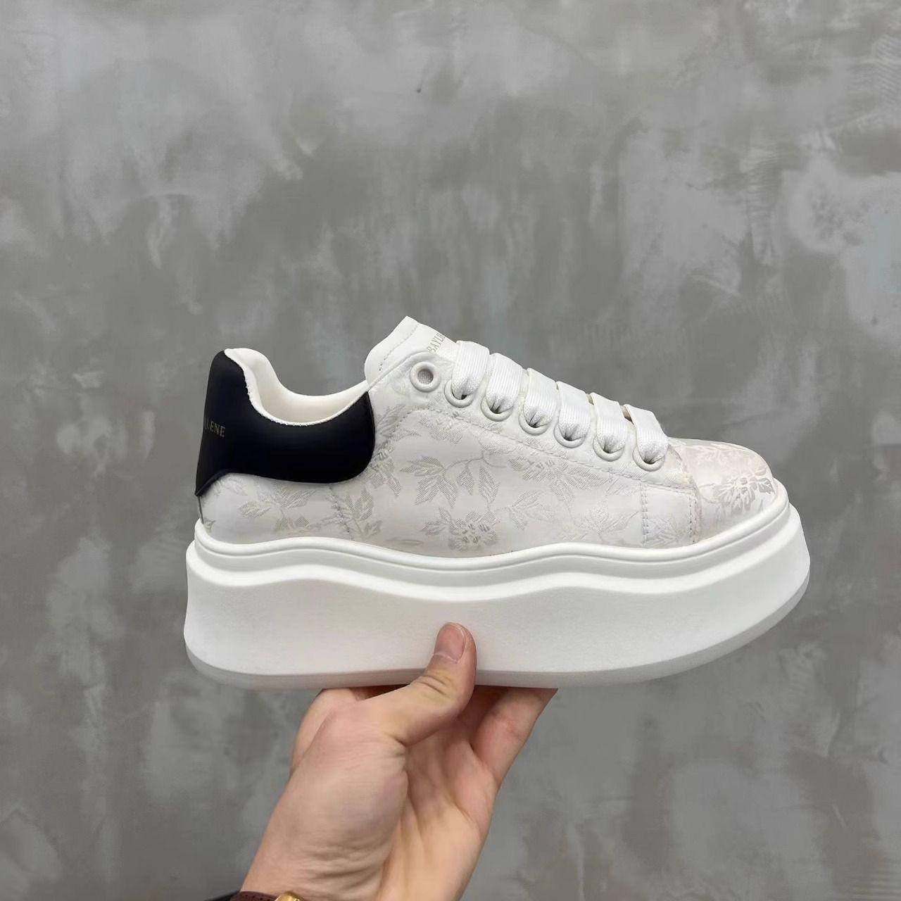 

Platform white shoes women s new spring and autumn national style trend versatile muffin height increase casual board shoes children 35
