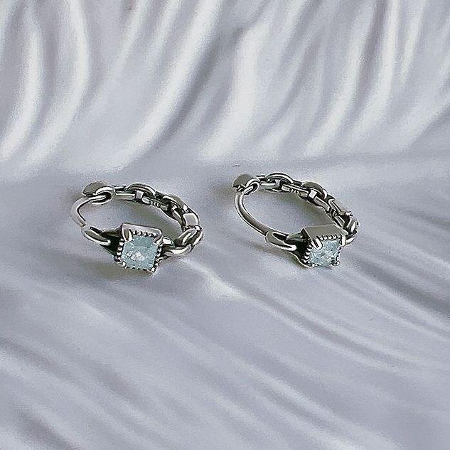 Brincos de Zircônia Verde Menta: Design elegante e luxuoso para mulheres