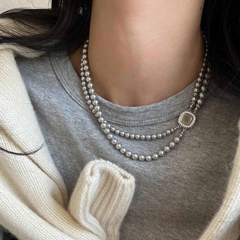 Fritillary Button Double Pearl Necklace Light Luxury Retro Elegant Retro Versatile Neck Chain Sweater Chain