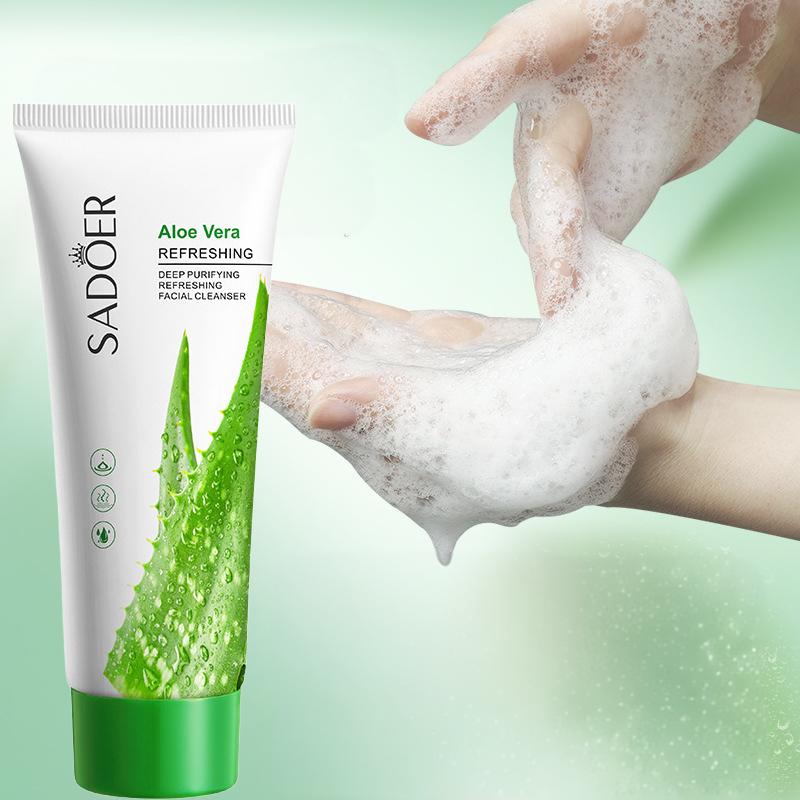 Aloe Vera Gesichtsreiniger für Tiefenreinigung Schnelle Farbentfernung Sanfte Formel Starke Ölkontrollkraft
