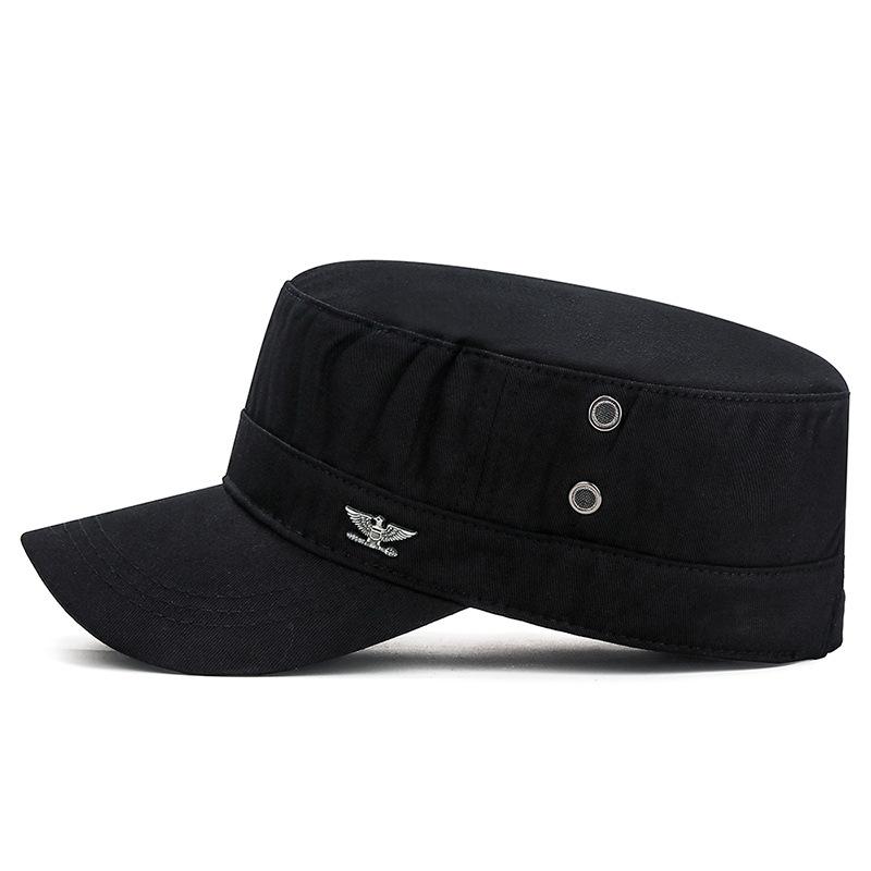 A Flat-topped Men's Outdoor Casual Breathable Sun Hat with An Eagle Logo, Made of Cotton and Adjustable
