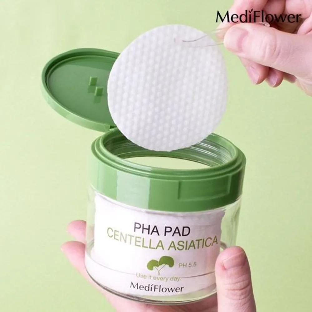60 Houttuynia Cordata Toner Pads + 60 Centella PHA Pads