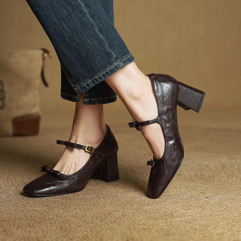 Casual solid color leather large size shoes small leather shoes new women's fashion single shoes square head buckle comfortable beef tendon soft sole