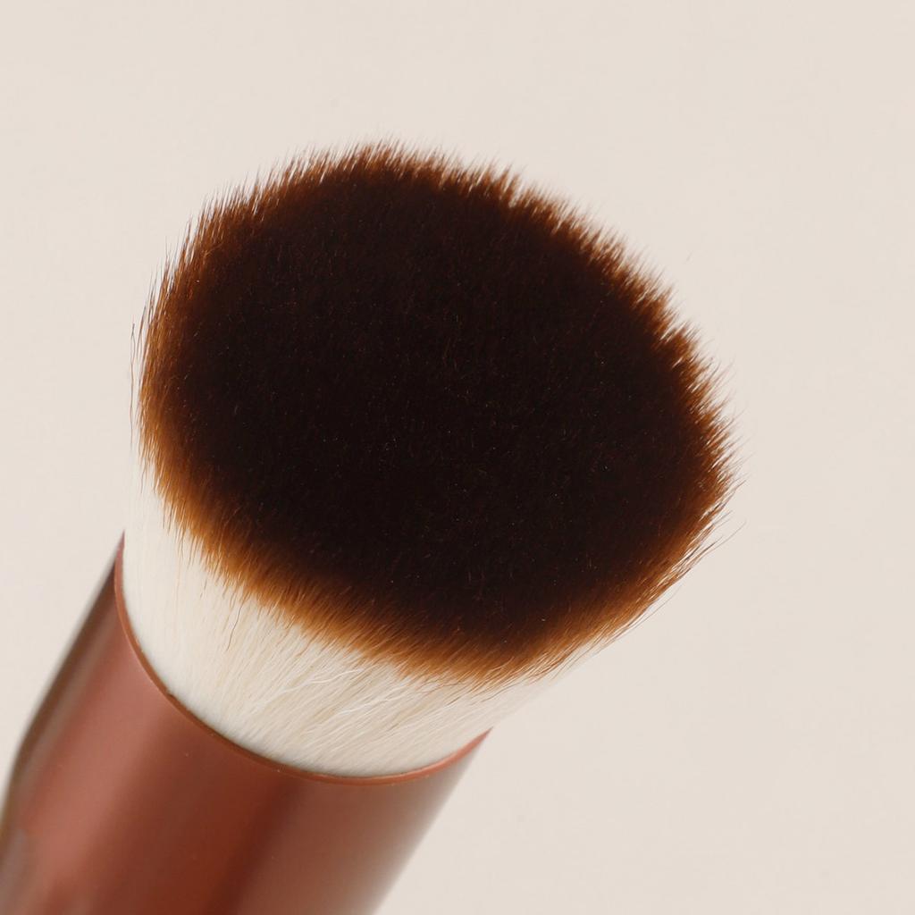 New big fat pier flat head foundation brush BB cream liquid foundation brush soft hair without traces do not eat powder beauty tools