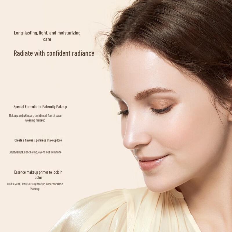 Kangaroo Mother Velvet Cushion Cream A01