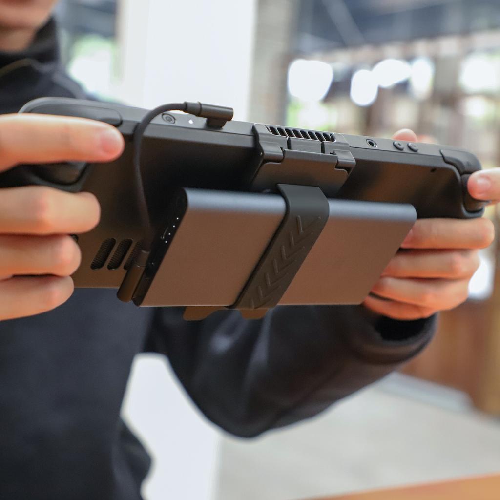 2-in-1 Desktop-Halterung mit Powerbank-Clip für Steam-Deck Gamepad-Ständer
