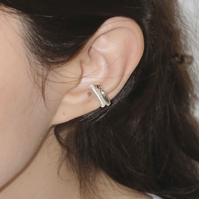 

05 MOTHERS Glossy silver