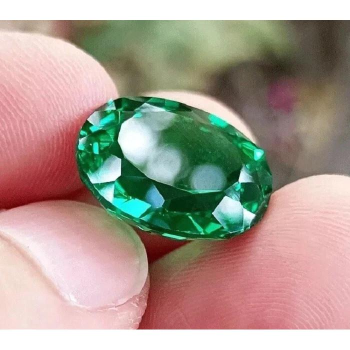 Green Emerald Natural 20 Ct Oval Cut Flawless Certified Loose Gemstone