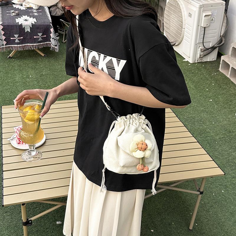 Chic Canvas Flower Bucket Bag Ideal For Summer Fashion Versatile Shoulder Bag For Everyday Use