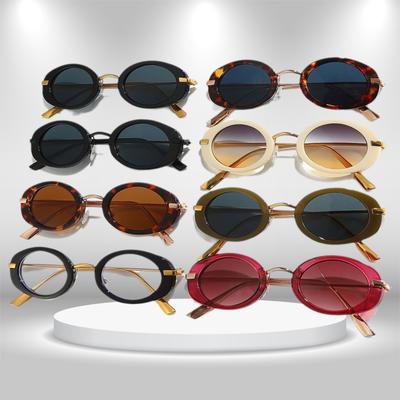 Retro Ovale Sonnenbrille Trendige Mode UV-Schutz Kleine Fassung Sonnenbrille Fahren Strandbekleidung Sommer-Shades für Damen & Herren