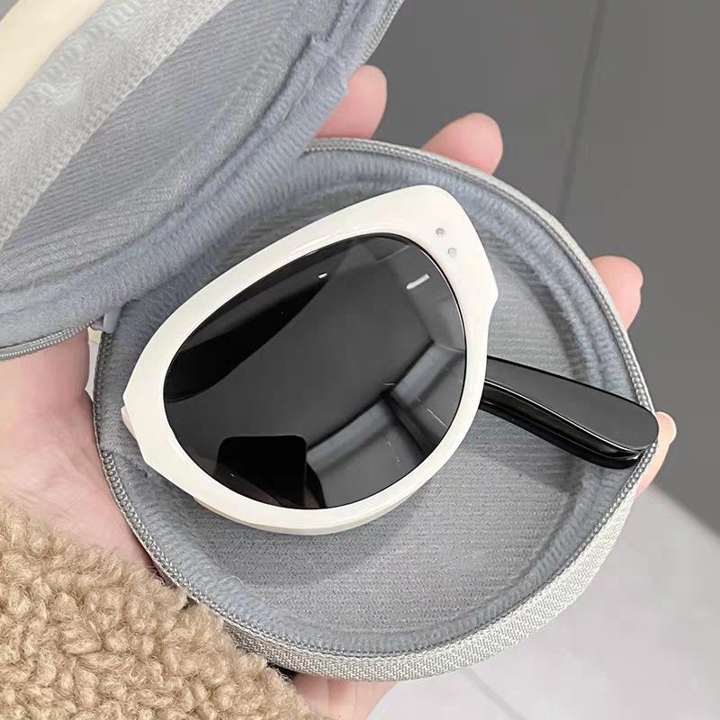 Spicy Girl Retro Cat Eye Foldable Sunglasses - Korean Style, Black, Sun Protection, High-End Feel Non-Polarized
