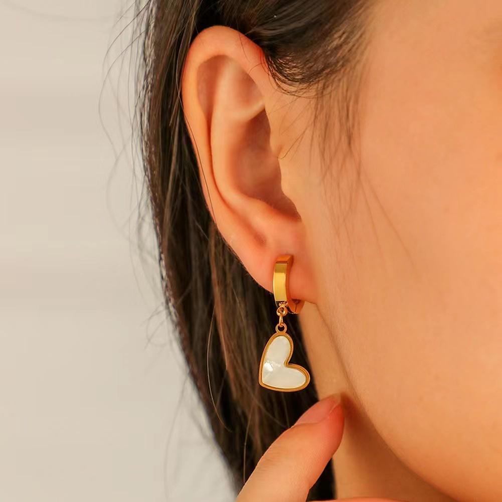 Classic Black Peach Heart Pendant Design Stainless steel Gold Color Earrings 2026 Fashion Jewelry Party Women's Set Accessories