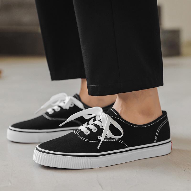 Korean Style Casual Canvas Skate Shoes 2025 - Unisex Winter White Sneakers for Students