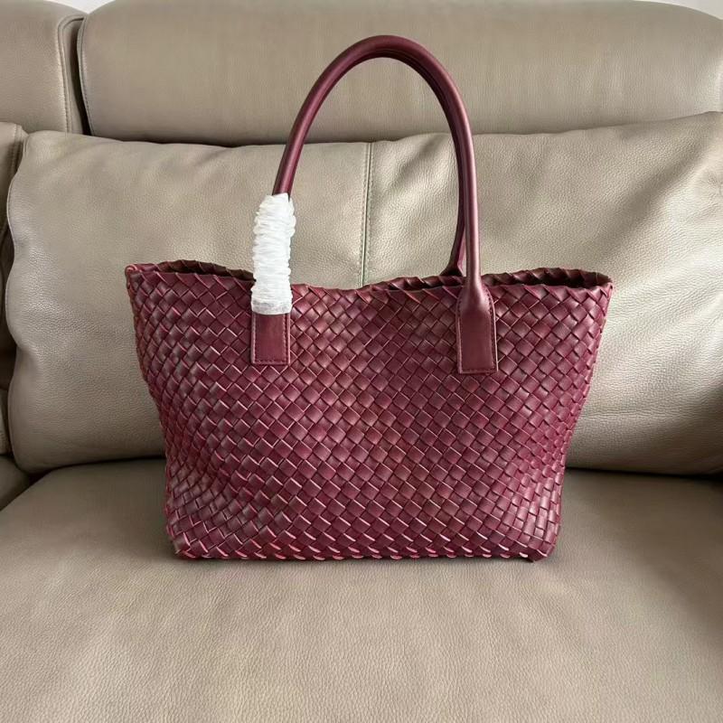 2024 Cross-border New Hand-knitted Women's Bag Large-capacity Commuting Tote All-matching Portable One-shoulder Underarm