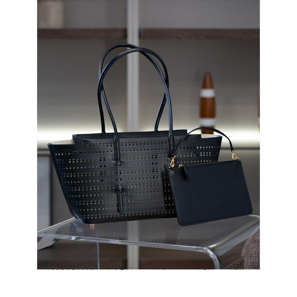 2025 New Leather French Neomina31 Hollow Tote Bag One Shoulder Handheld Leisure Basket Women's Bag