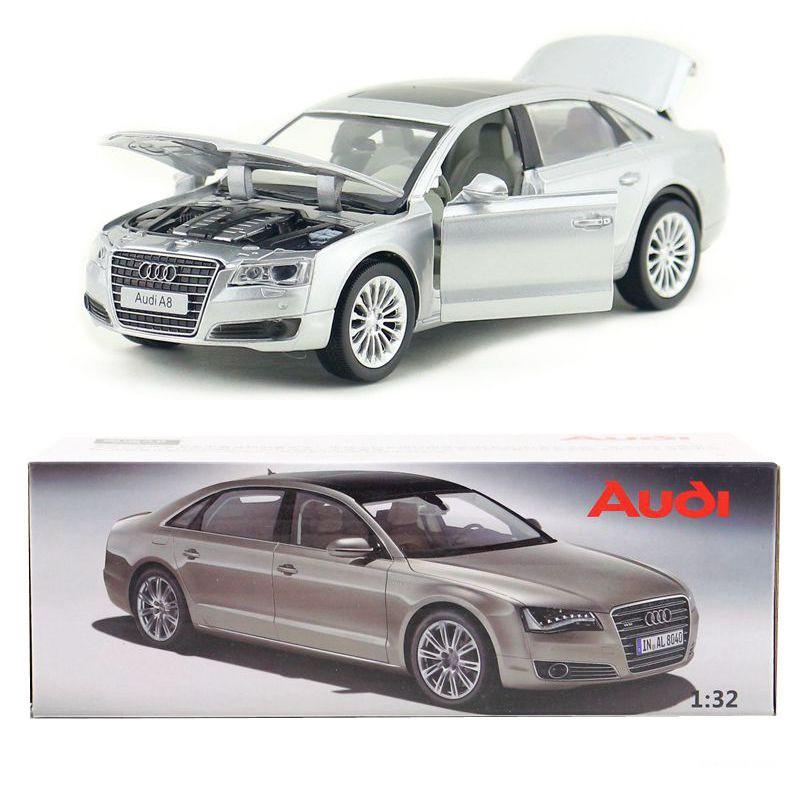 Simulation Luxury Alloy Sedan Model Toy With Sound And Light Functions
