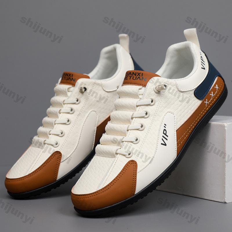 Outdoor Men's Casual Sneakers Breathable Comfortable Running Shoes 2026 Spring Autumn New Lightweight Soft Soled Fashi Flats