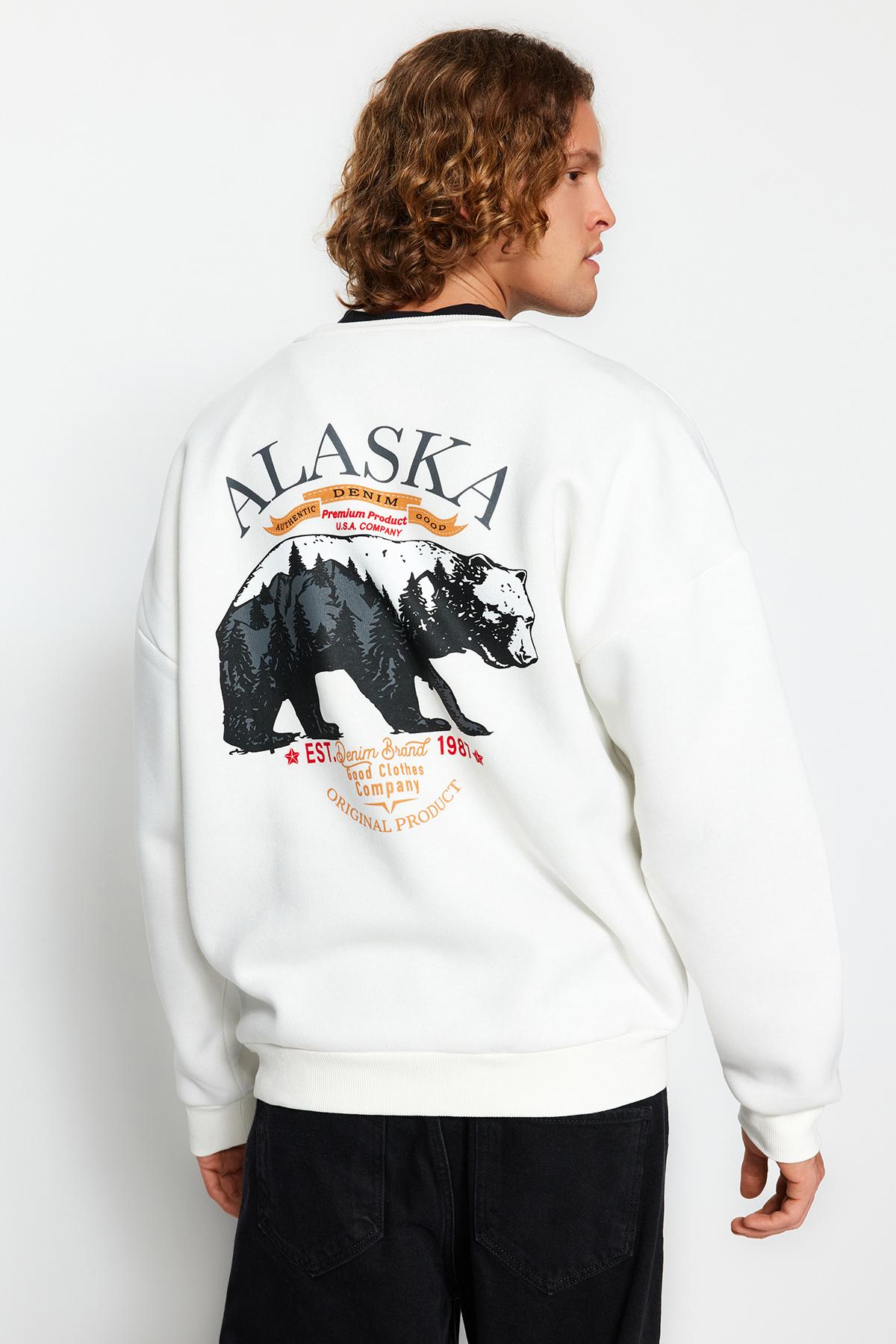 

Мужская рубашка оверсайз цвета экрю с круглым вырезом спереди и животным принтом сзади и флисовая толстовка из флиса и хлопка...