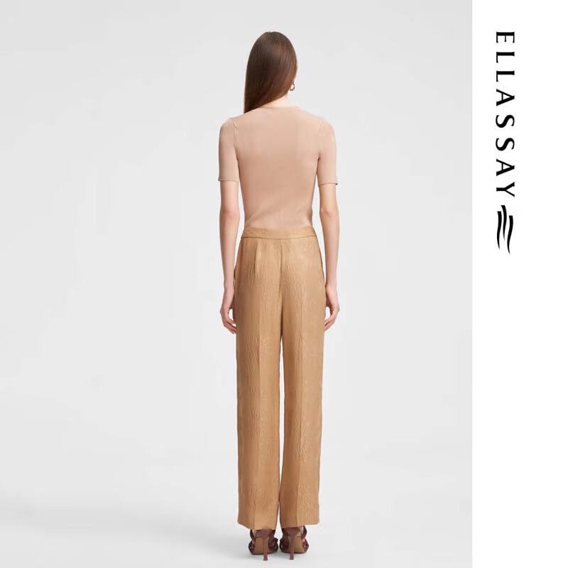 ELLASSAY Women's Slim V-Neck Knit Top