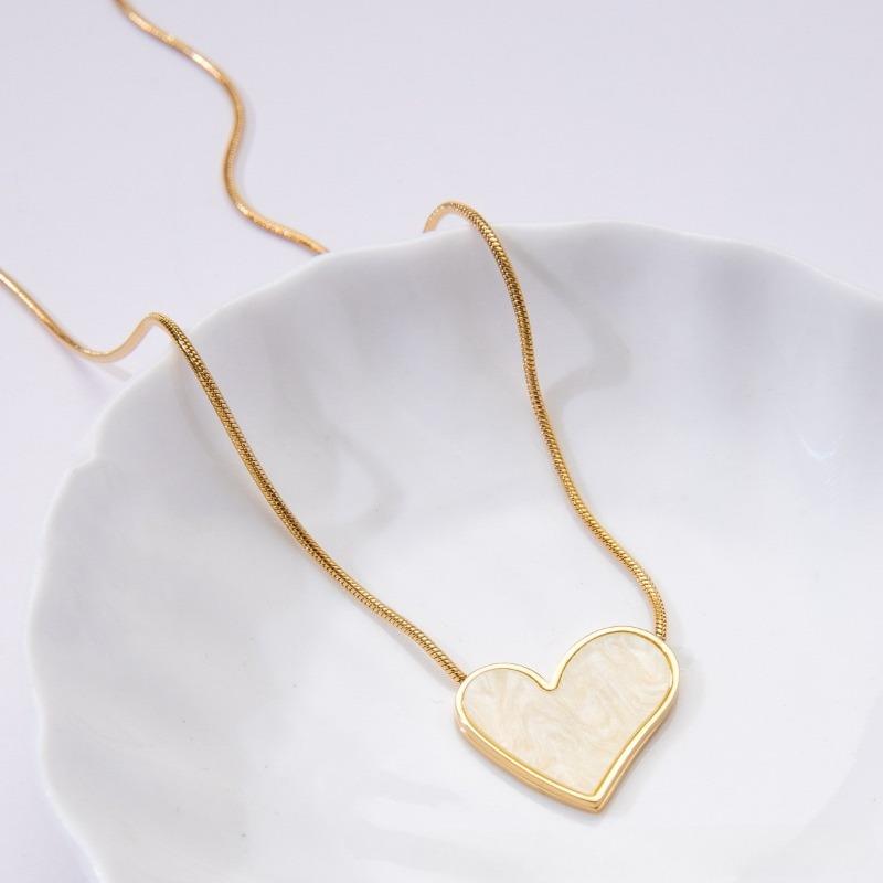 Collier en Acier Titane Amour - Polyvalent pour Femmes, Haut de Gamme, Printemps-Été, Luxe, Petite Échelle, Simple Chaîne de Collier