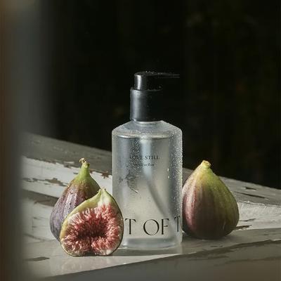 A Fragrance That Reminds You of Your First love_Good Perfume Wash Hand and Body Wash Love Still Love Still (300ml)