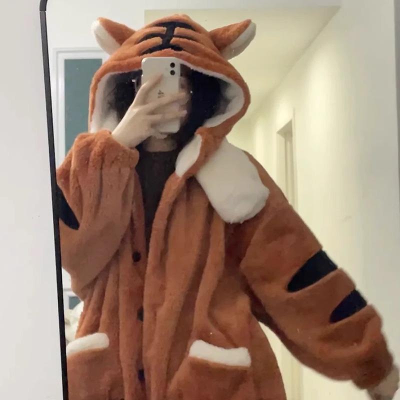 Women's Cute Cartoon Tiger Hooded Coral Fleece Pajamas - Thickened Long Sleeve Robe Suitable for Autumn and Winter, Wearable Outdoors.