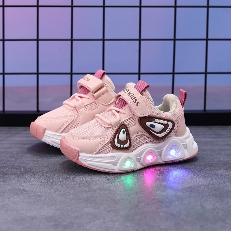 

Модные кроссовки для девочек 2025 Весна Новая детская обувь Нескользящая обувь для мальчиков Обувь на мягкой подошве Повседневная обувь для девочек Простая детская сетчатая обувь Теннис 21insole13.3cm розовый