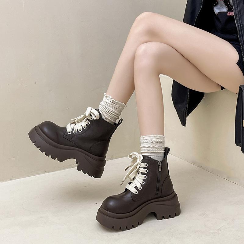 Fashion versatile retro British style platform Martin boots women's 2025 autumn and winter new contrasting color lace-up American round boots