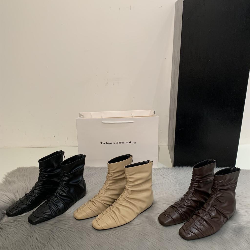 Slack sense fashionable simple short boots women's autumn and winter retro square head pleated thin boots temperament inner height increase boots